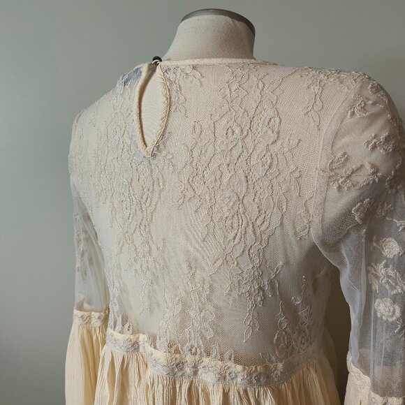 American Eagle Cream Blouse - Picture 3 of 10